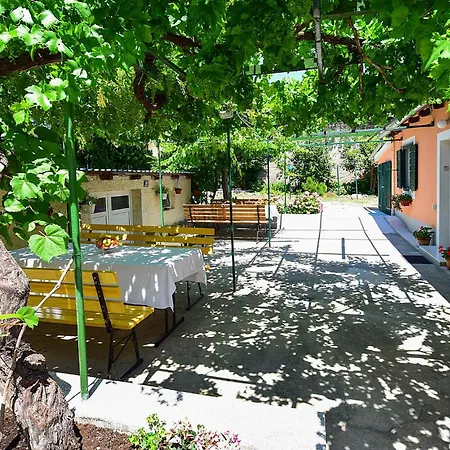2 Bedroomnice In * Split