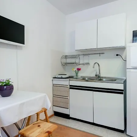 2 Bedroomnice In * Split
